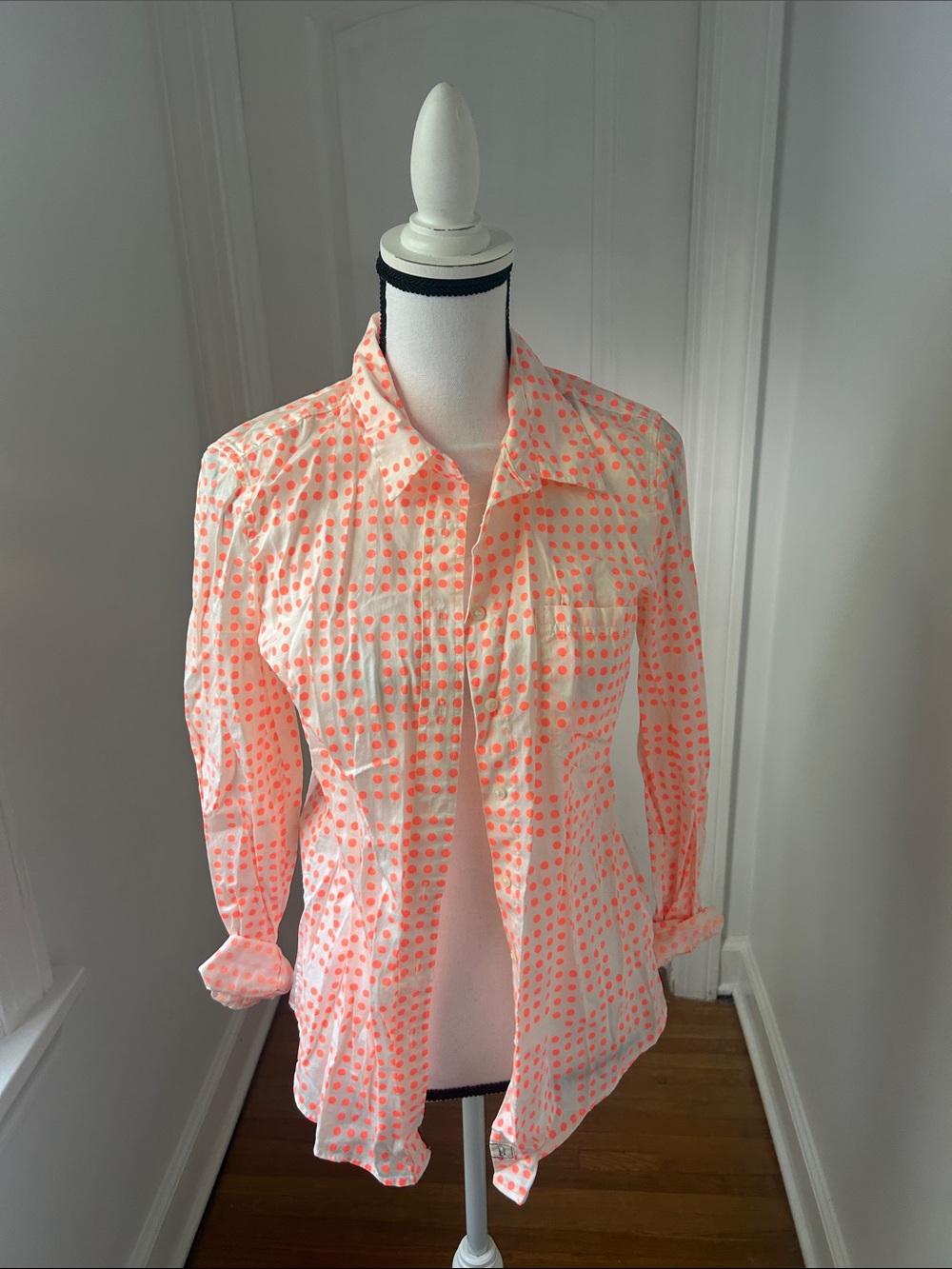 Gap Women’s Lightweight White Button-Up Shirt with Coral Polka Dots